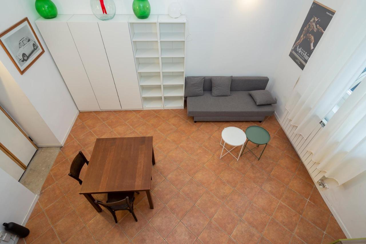 Flat In Isola De Castillia 22 Milaan Buitenkant foto