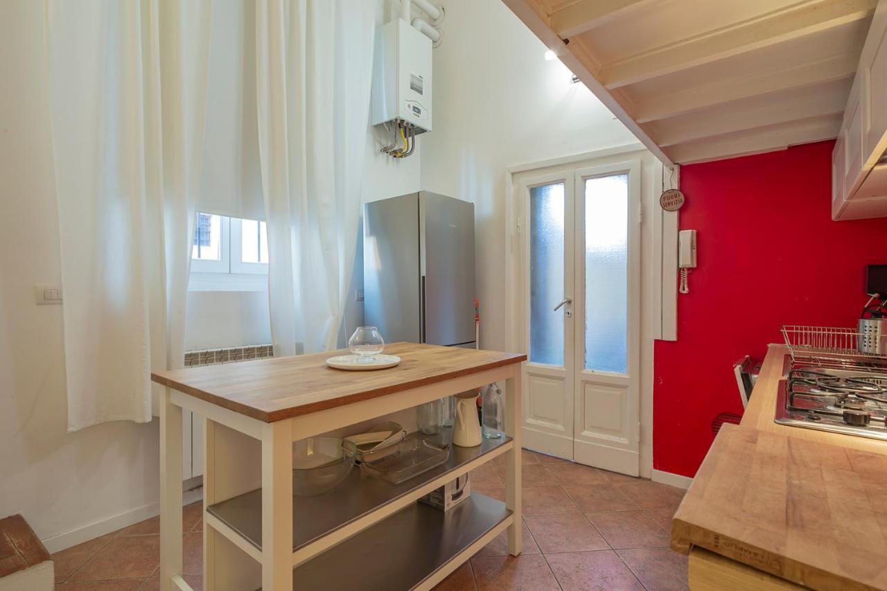 Flat In Isola De Castillia 22 Milaan Buitenkant foto
