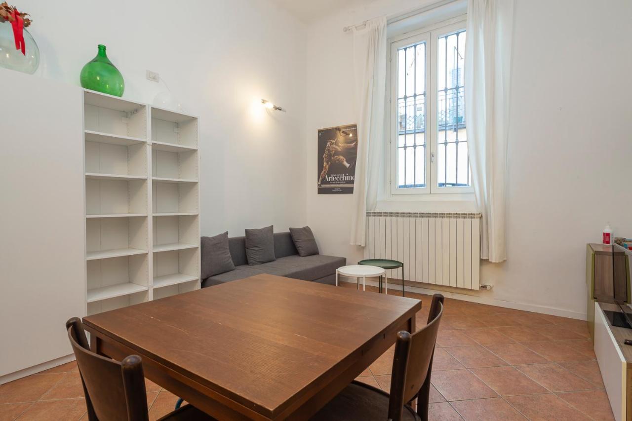 Flat In Isola De Castillia 22 Milaan Buitenkant foto